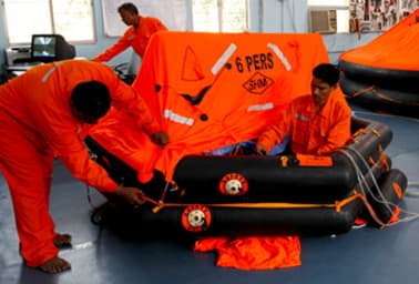 Liferaft-Servicing